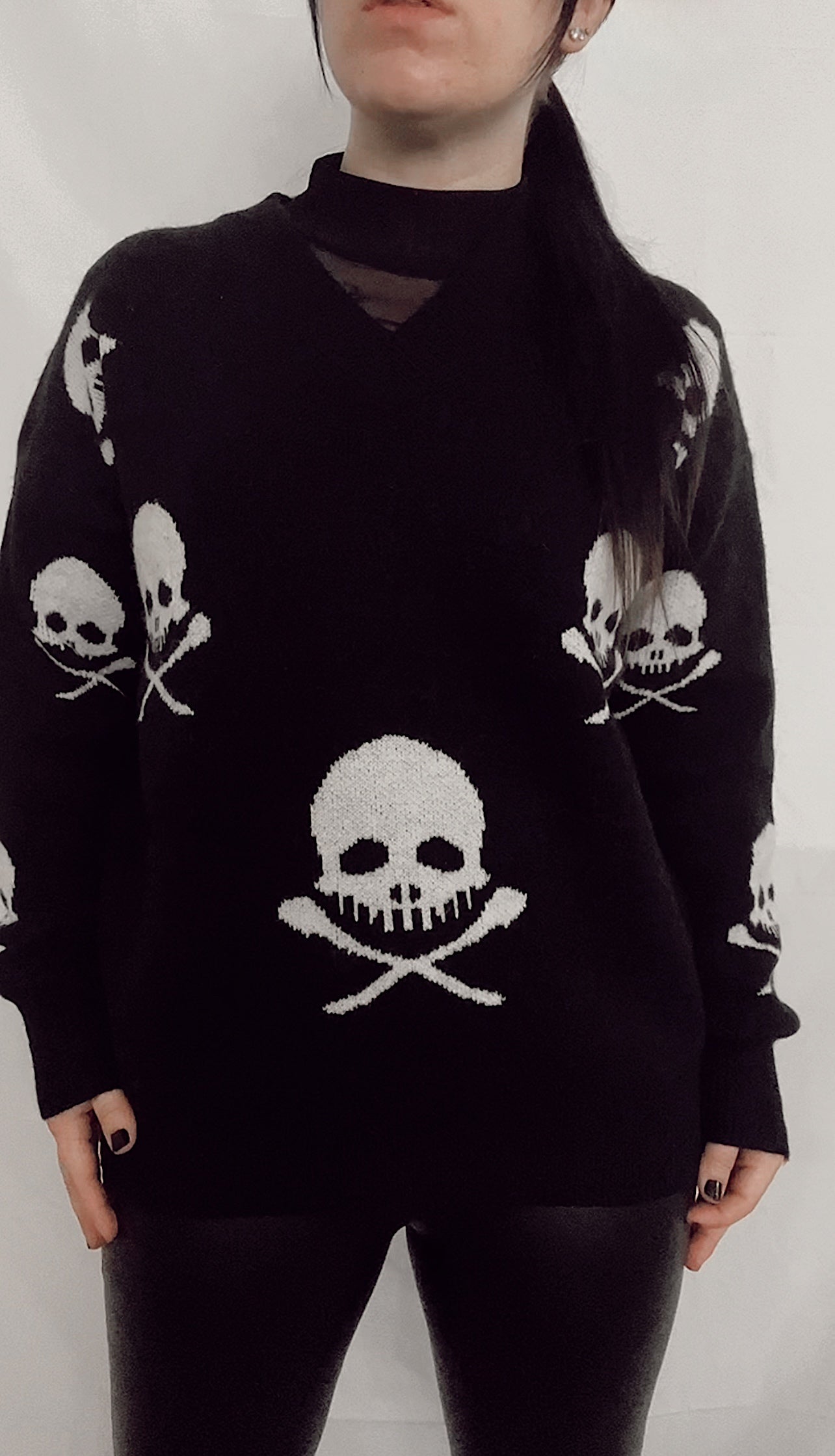 Soft Spine Skull V-neck Sweater